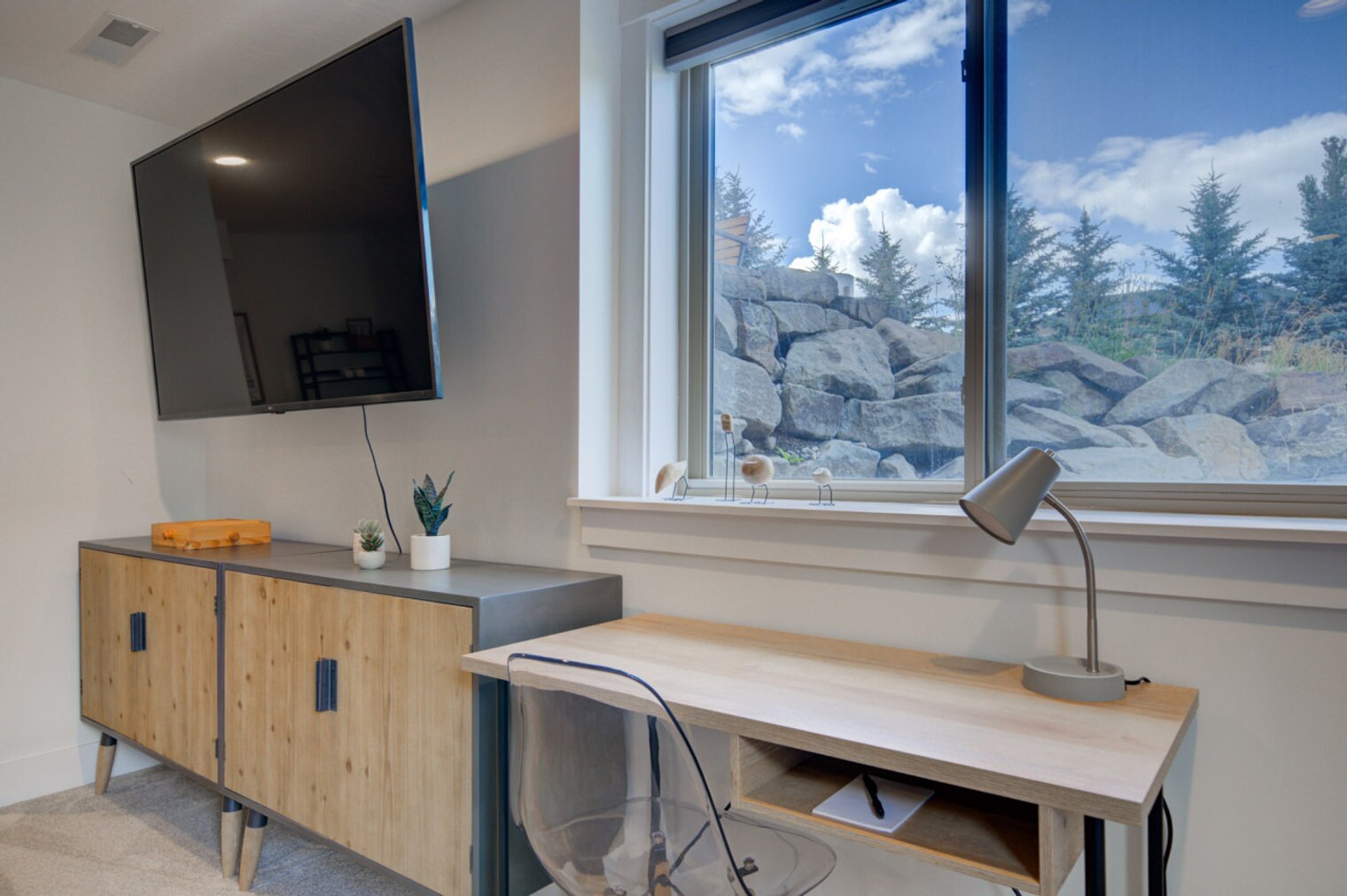 Building Photo - 603 Cornell Dr