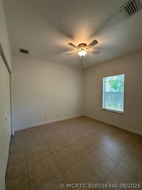Building Photo - 1731 Lavue Ave