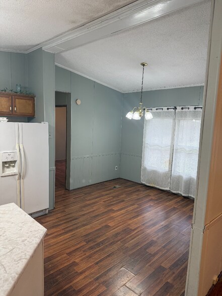 Building Photo - 2182 Posey Hill Rd