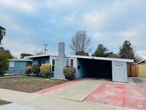 Building Photo - Beautiful Home 3 Bed 3 Bath in Sunnyvale