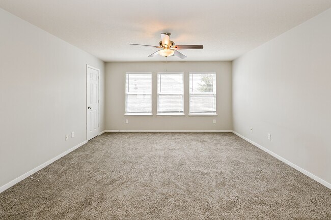 Building Photo - 4207 Old Arbor Way