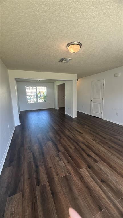 Building Photo - 15 Renshaw Dr