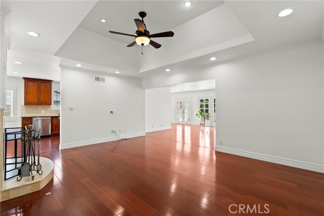 Building Photo - 23036 Burbank Blvd