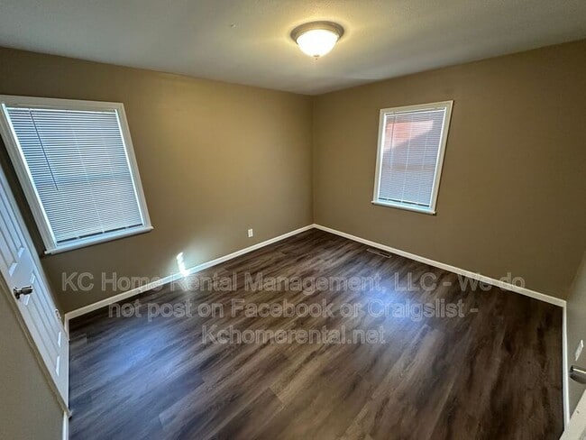 Building Photo - 5411 N Indiana Ave