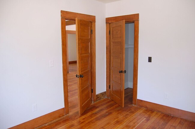 Building Photo - FIGUEROA