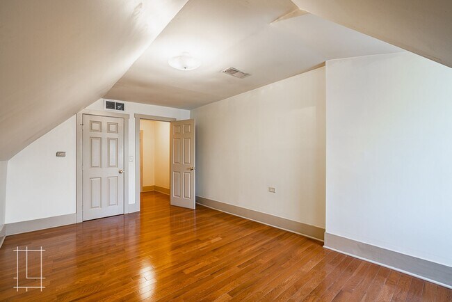 Building Photo - 350 Wilber Ave