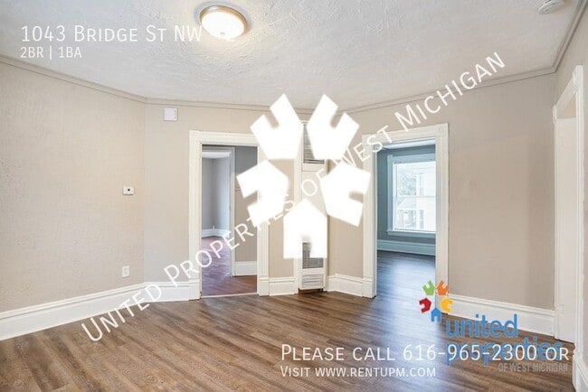 Building Photo - Available Now | Upper 2 Bedroom 1 Bath Apa...