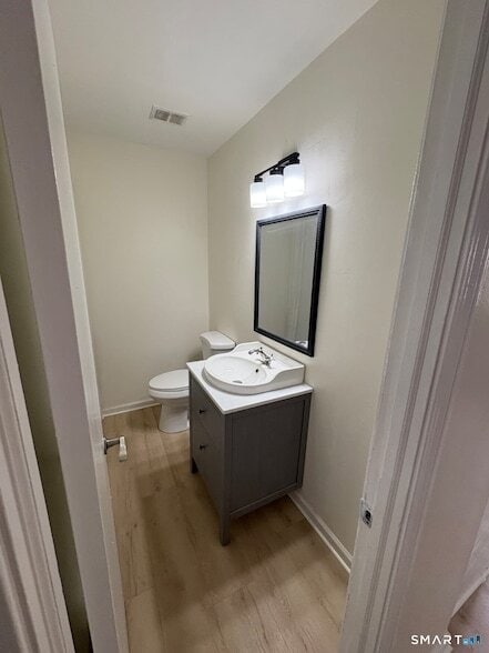 Building Photo - 1280 Townsend Ave