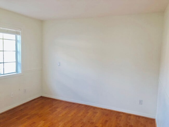 Building Photo - Beautiful 2 bedroom 2 bath Home!!!!