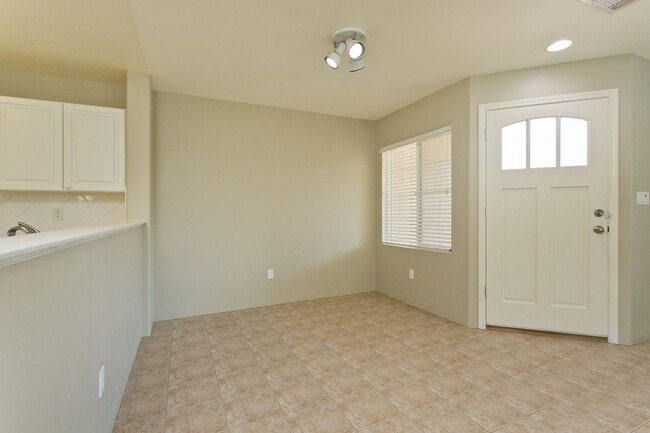 Building Photo - Available December 1st, Three Bedroom 2 1/...