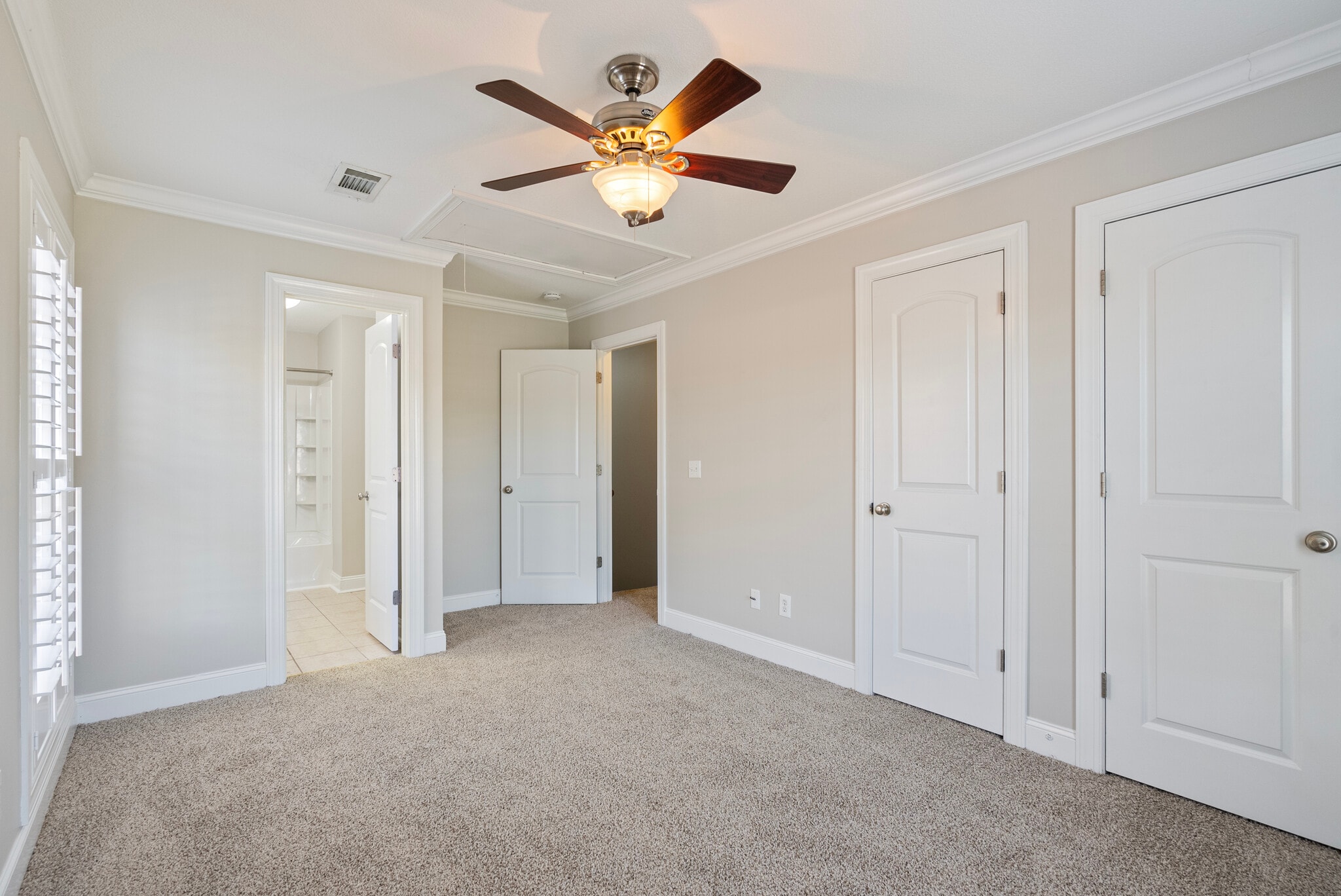 Building Photo - 728 Southpointe Commons Loop