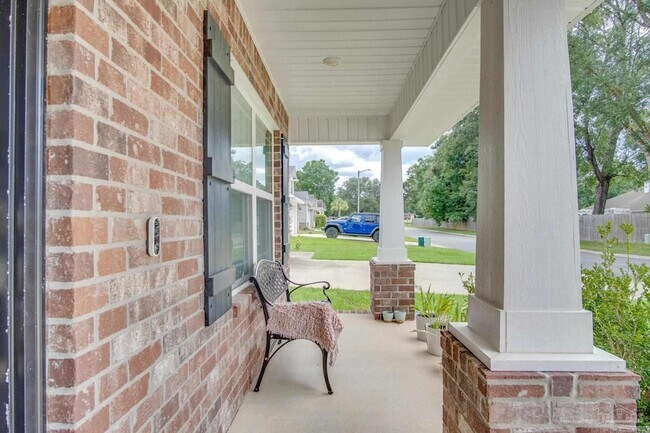 Building Photo - 8824 Smiley Ct