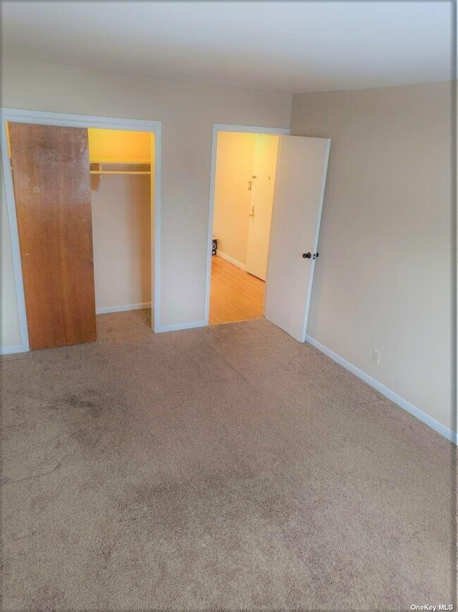 Building Photo - 91-14 95th Ave