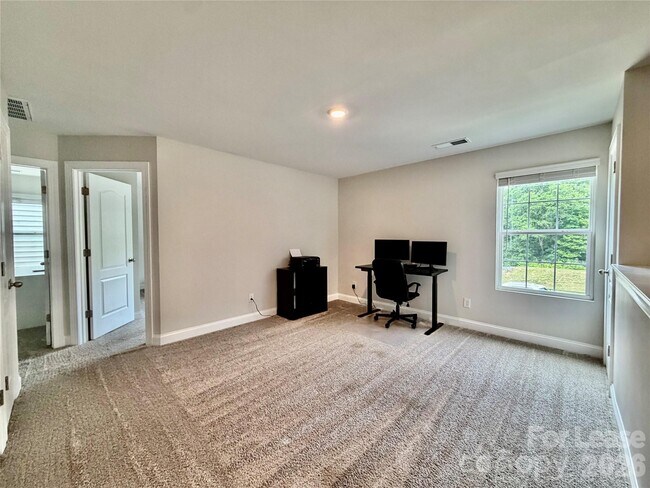 Building Photo - 1220 Pecan Ridge Rd