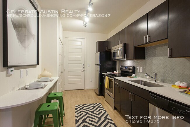 Building Photo - Elan East