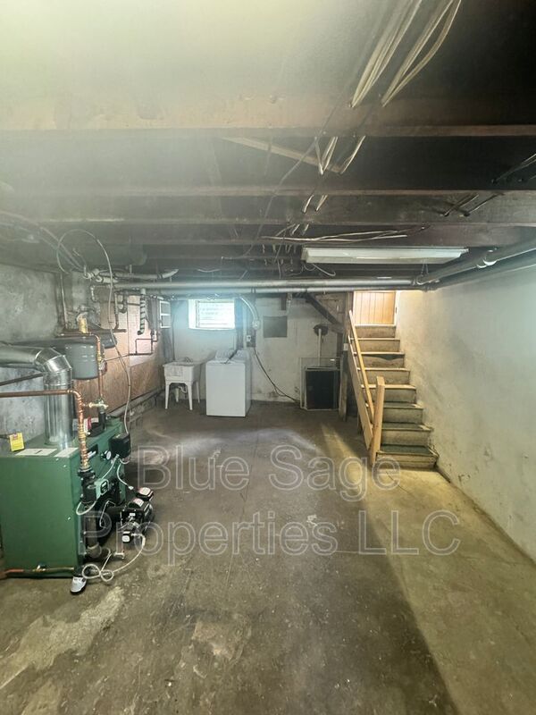 Building Photo - 3207 Albemarle Ave