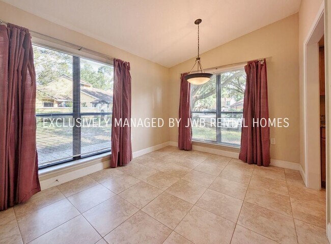 Building Photo - 763 Driftwood Cir