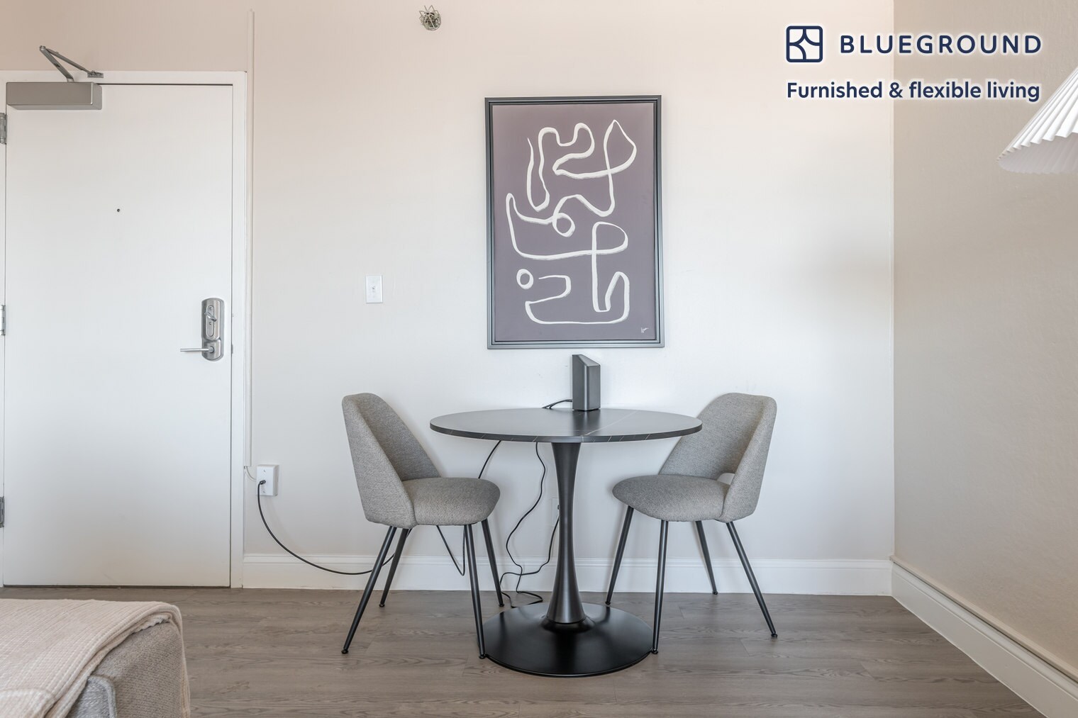 Building Photo - 812 Memorial Dr