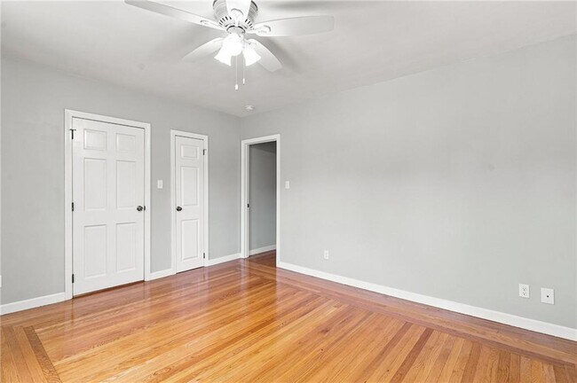 Building Photo - 51 Pettaconsett Ave
