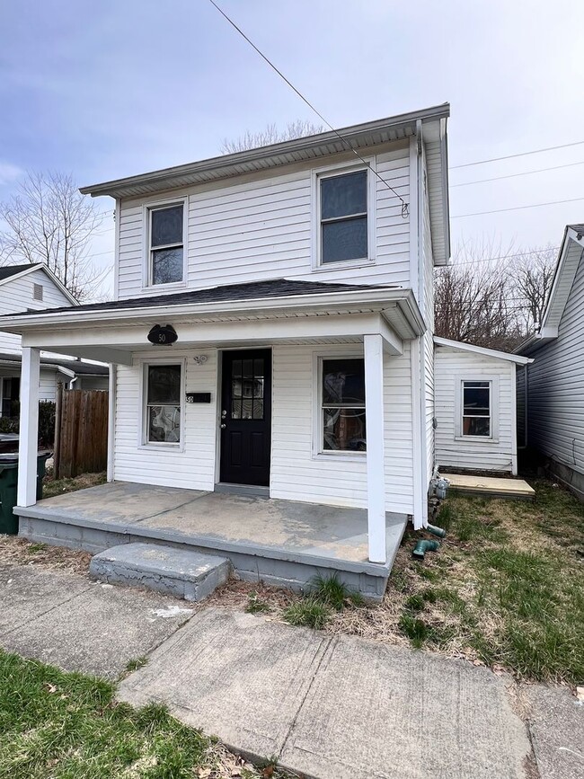 Primary Photo - *MOVE IN SPECIAL* Charming 2-Bedroom Home ...