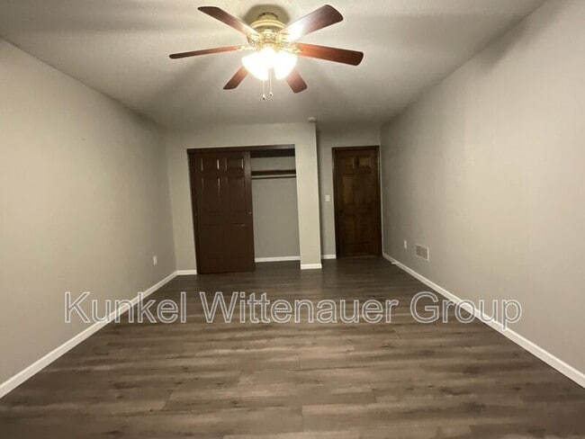 Building Photo - 1632 Progress Ln