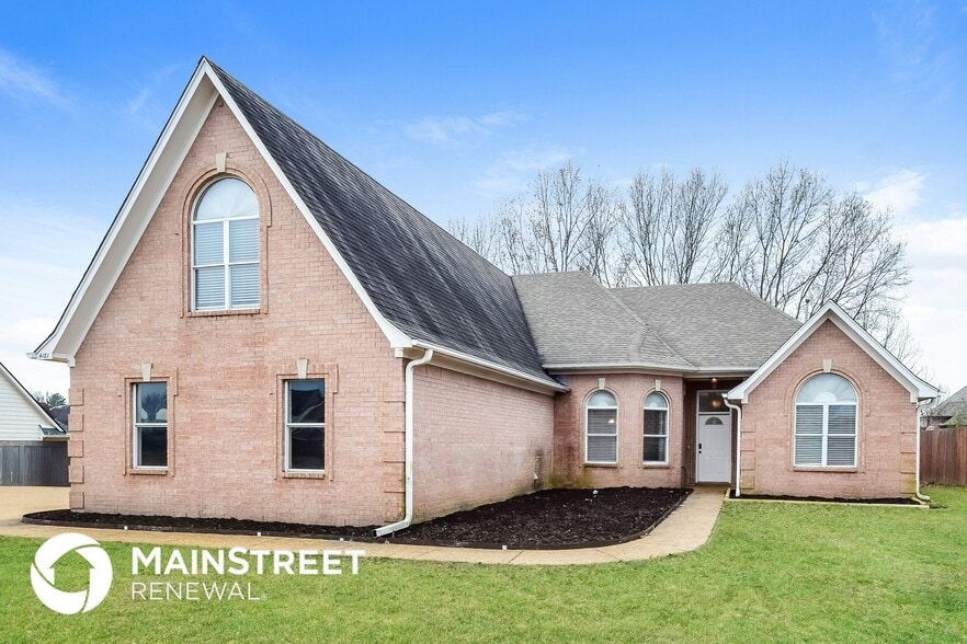 Building Photo - 4181 Amherst Dr