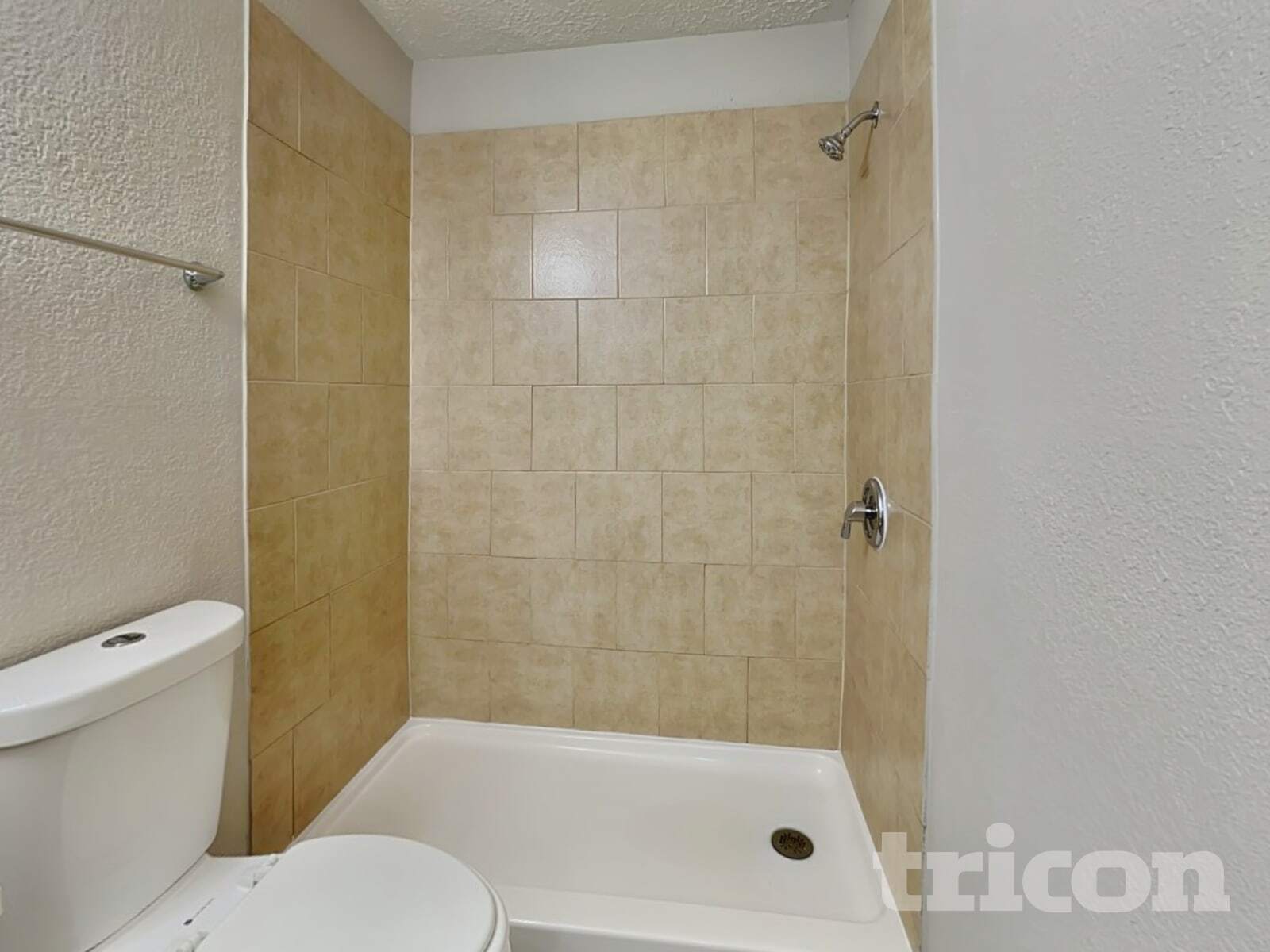 Building Photo - 7822 Breda Dr