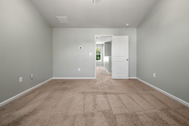 Building Photo - 2854 Meadowview Blvd
