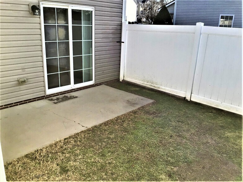 Building Photo - 4030 Tarrant Trace Cir