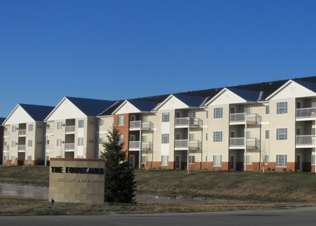 Primary Photo - The Fountains Apartments