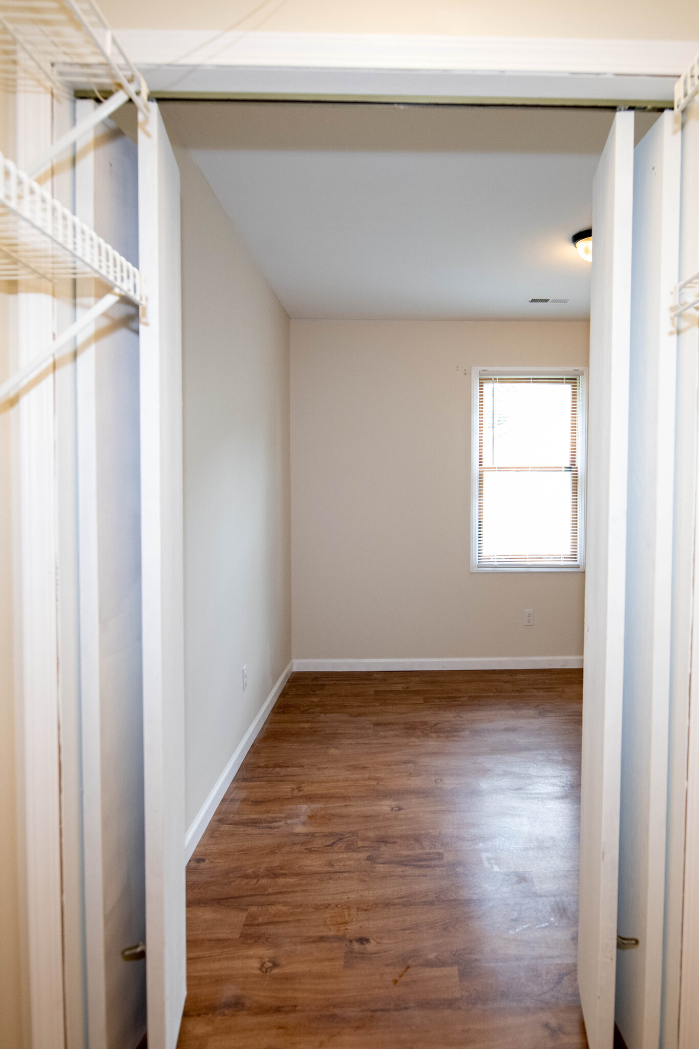 Building Photo - 140 Pierre Pl