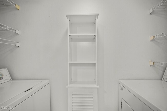 Building Photo - 1703 Park Meadows Dr