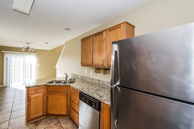 Building Photo - 709 Cembra Dr
