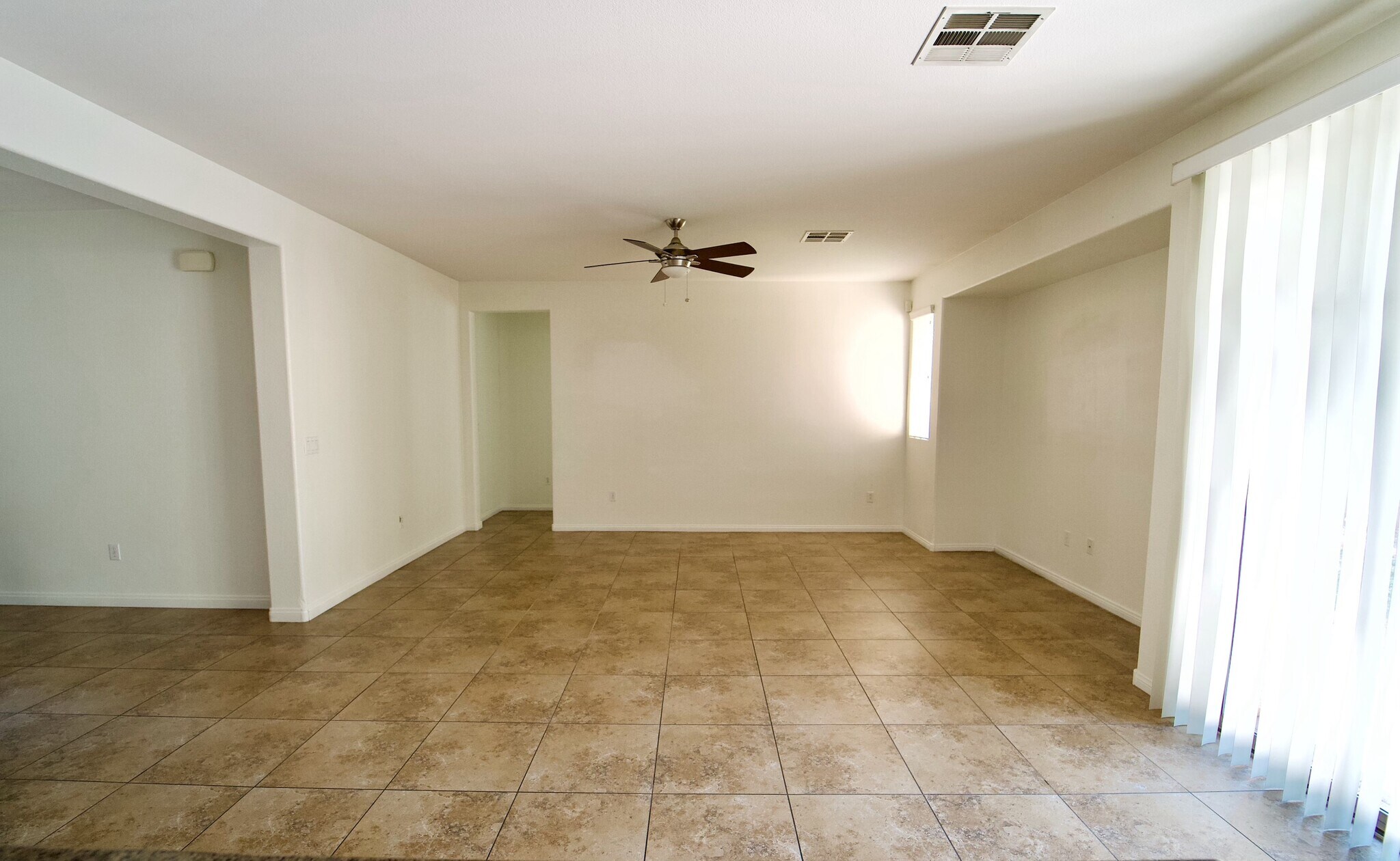 Building Photo - 7467 Horizon Rock Ave