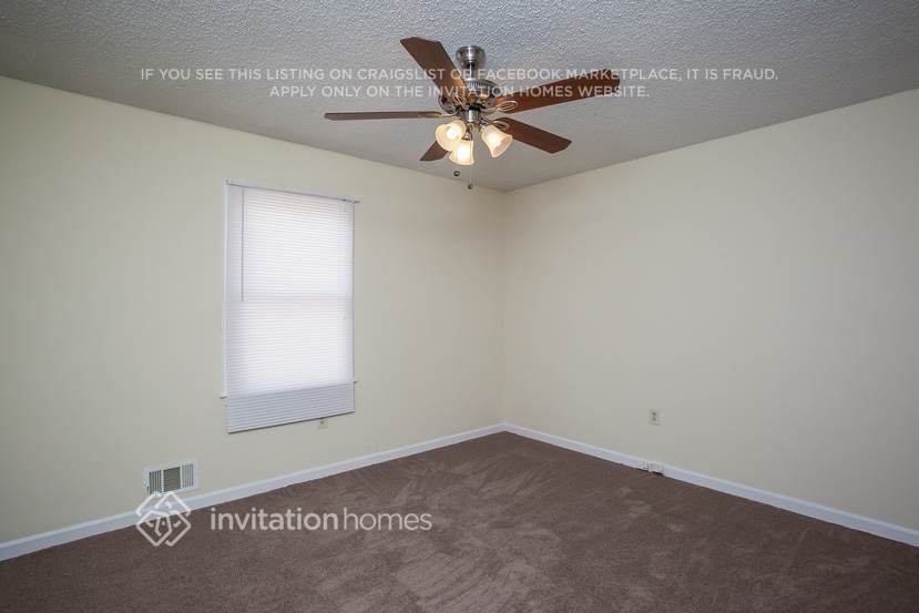 Building Photo - 2251 Rock Creek Dr