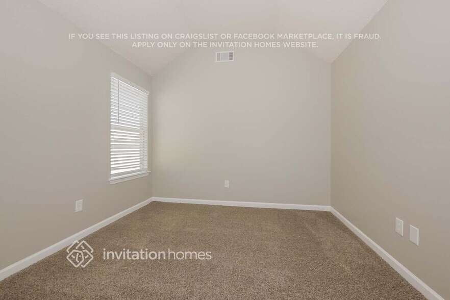 Building Photo - 162 Stillwood Dr