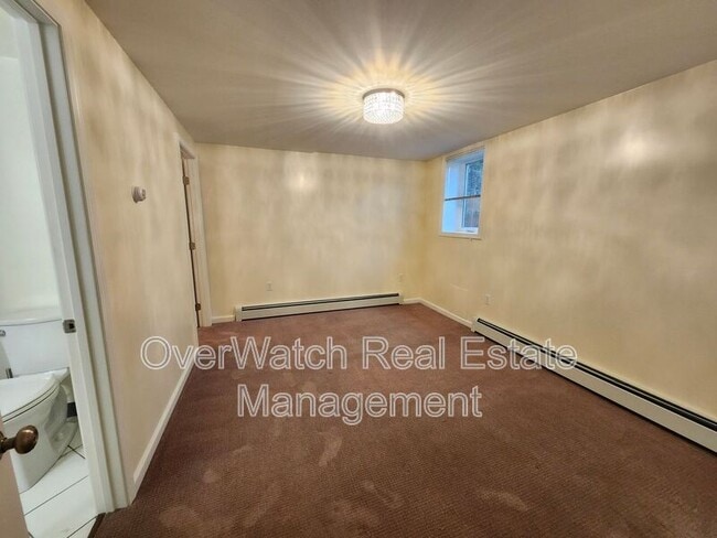 Building Photo - 7727 Jewel Lake Rd