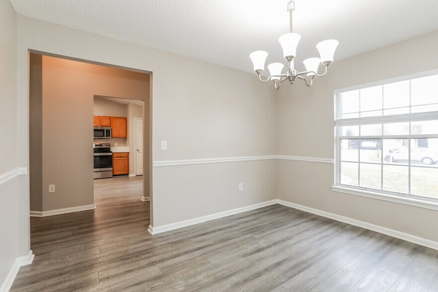 Building Photo - 2081 Frogmore Dr