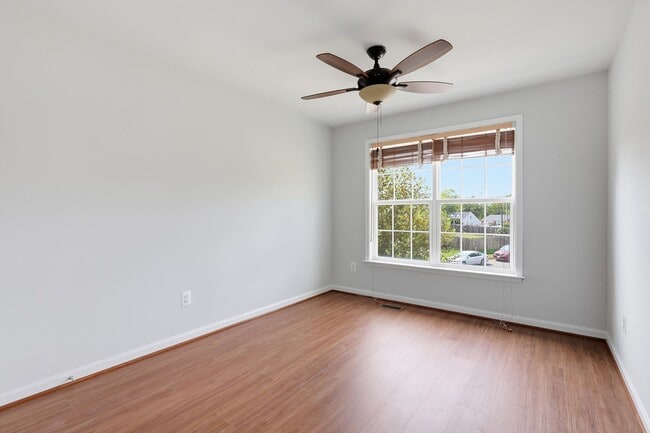Building Photo - 14982 Gossom Manor Pl