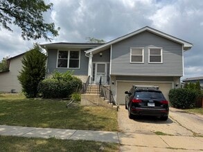 Building Photo - 1990 Brookside Dr