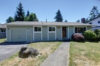 Building Photo - Cozy 3-bedroom 2 baths in Kirkland.