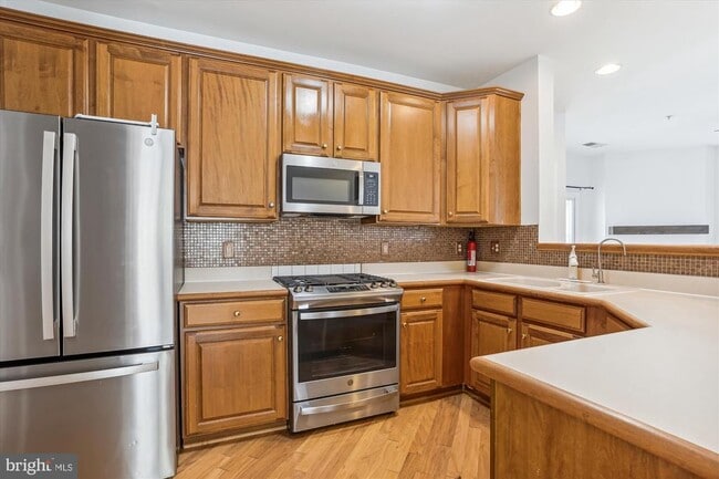 Building Photo - 20238 Portsmouth Blvd