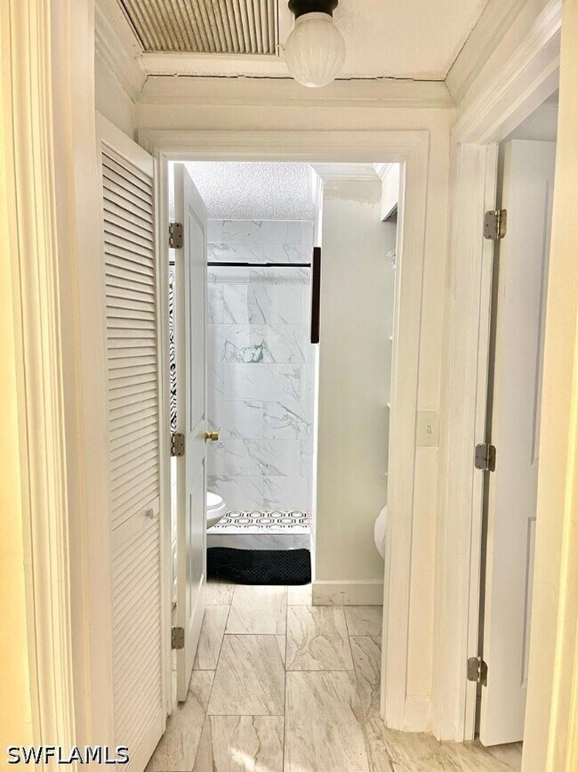 Building Photo - 5385 Treetops Dr