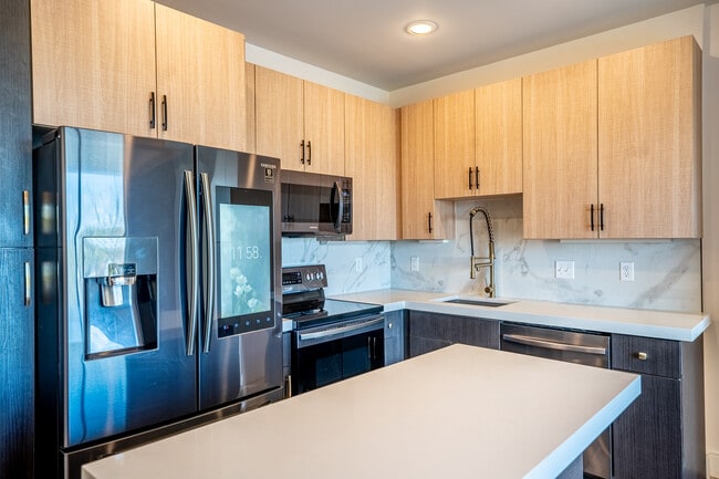 Building Photo - Chelsea