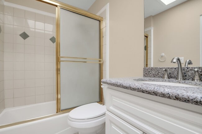 Building Photo - 5321 Colodny Dr