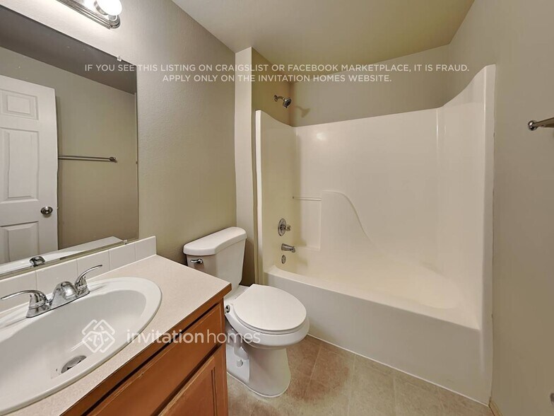 Building Photo - 26815 233rd Ct SE