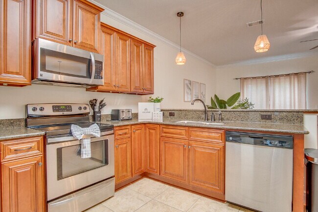 Building Photo - Coastal Living in Navarre: 4 Bedrooms, 2.5...