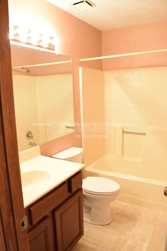 Building Photo - 310 Cobb Island Ct