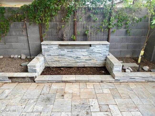 Building Photo - 191 W Beechnut Pl