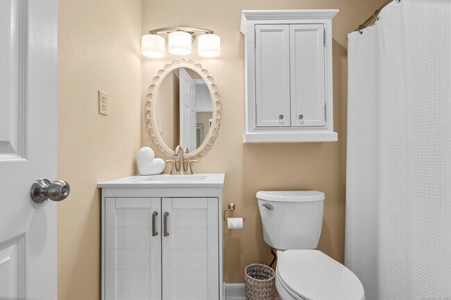 Building Photo - 103 The Arbors